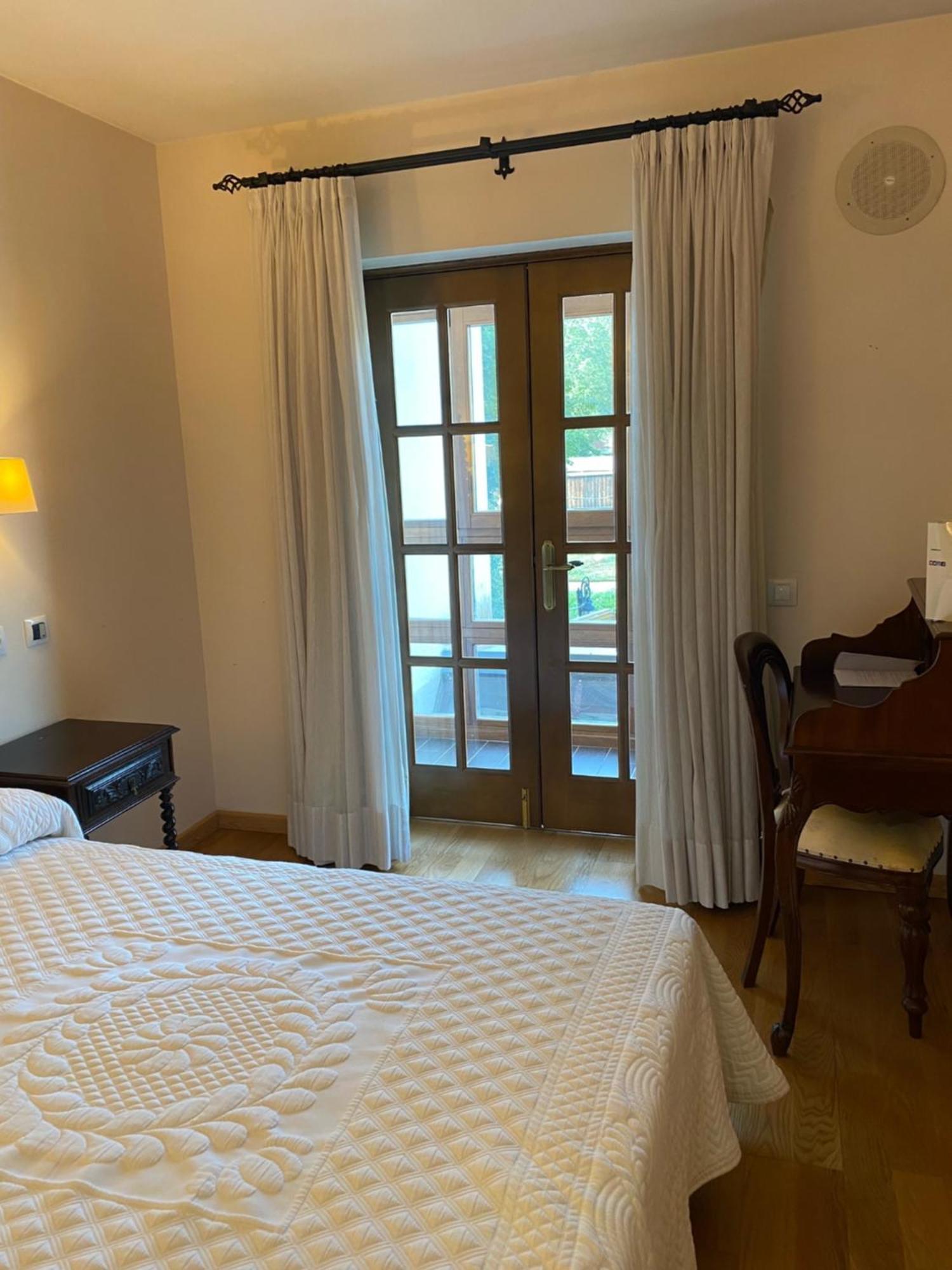 Hotel Vila Do Val Ferreira Buitenkant foto